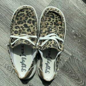 Women’s Cheetah Slip ons